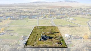 97306 N Snively, West Richland, WA 99353