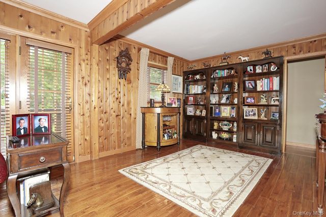 126 E Lewis Avenue, Pearl River, NY 10965