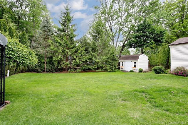 126 E Lewis Avenue, Pearl River, NY 10965
