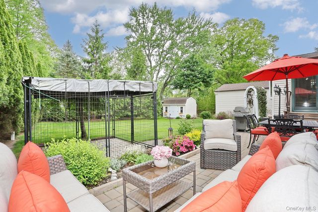 126 E Lewis Avenue, Pearl River, NY 10965