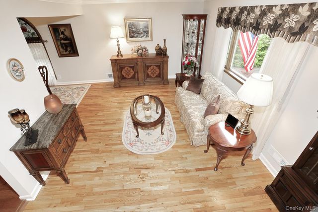 126 E Lewis Avenue, Pearl River, NY 10965