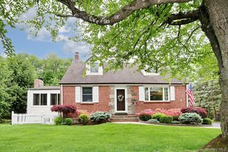 126 E Lewis Avenue, Pearl River, NY 10965