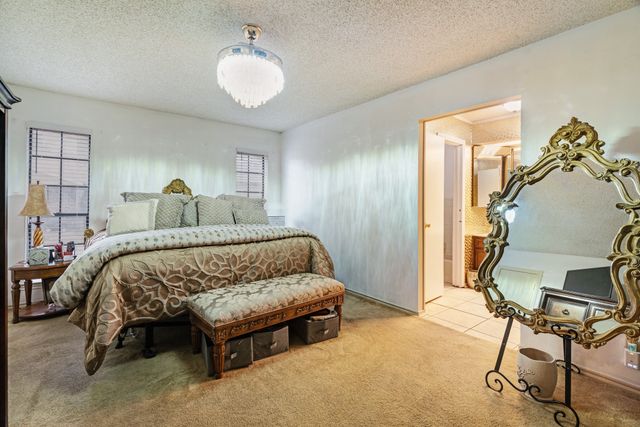 1920 E Tudor Street, Paris, TX 75460