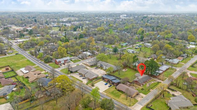 1920 E Tudor Street, Paris, TX 75460