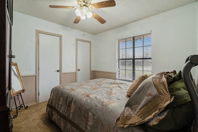 1920 E Tudor Street, Paris, TX 75460