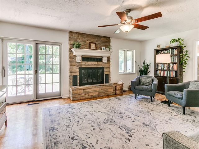 2626 Chateau Drive, Norman, OK 73069