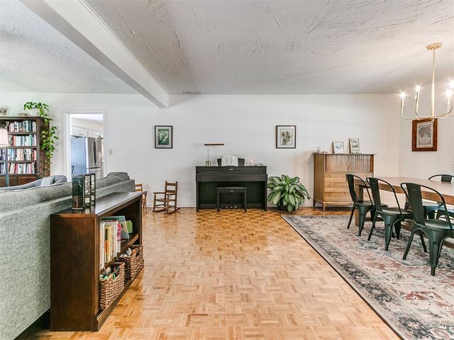 2626 Chateau Drive, Norman, OK 73069