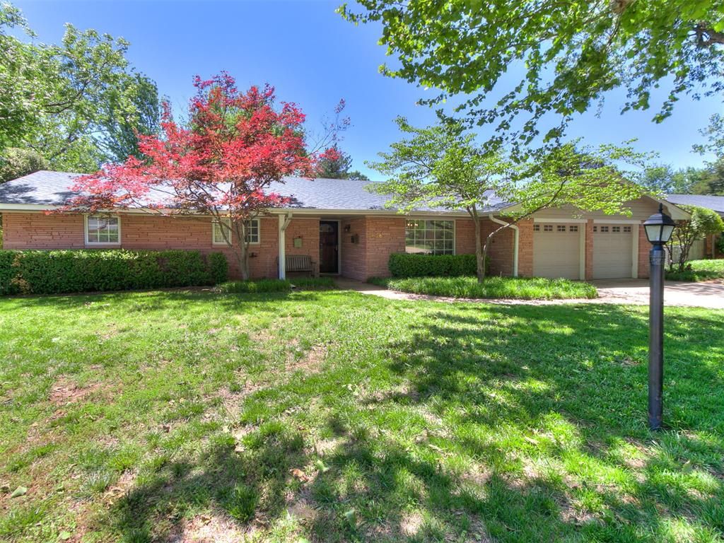 2626 Chateau Drive, Norman, OK 73069