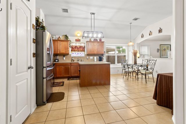 2606 Cypress Springs Drive, Pearland, TX 77584