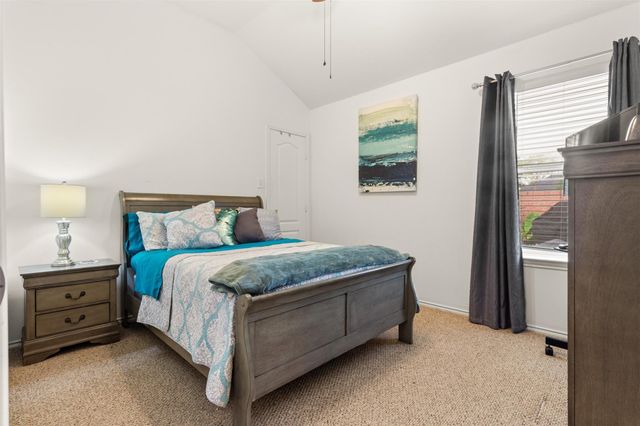 2606 Cypress Springs Drive, Pearland, TX 77584