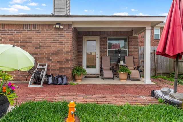 2606 Cypress Springs Drive, Pearland, TX 77584