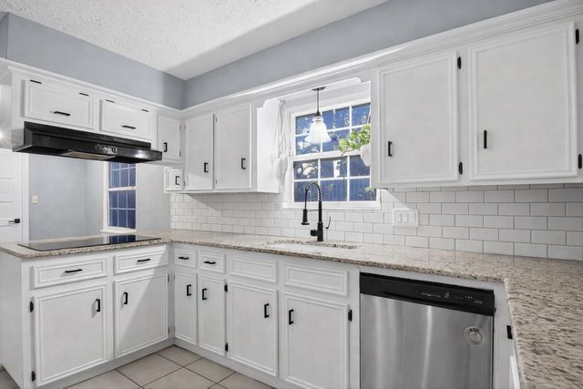 10923 Creektree Drive, Houston, TX 77070