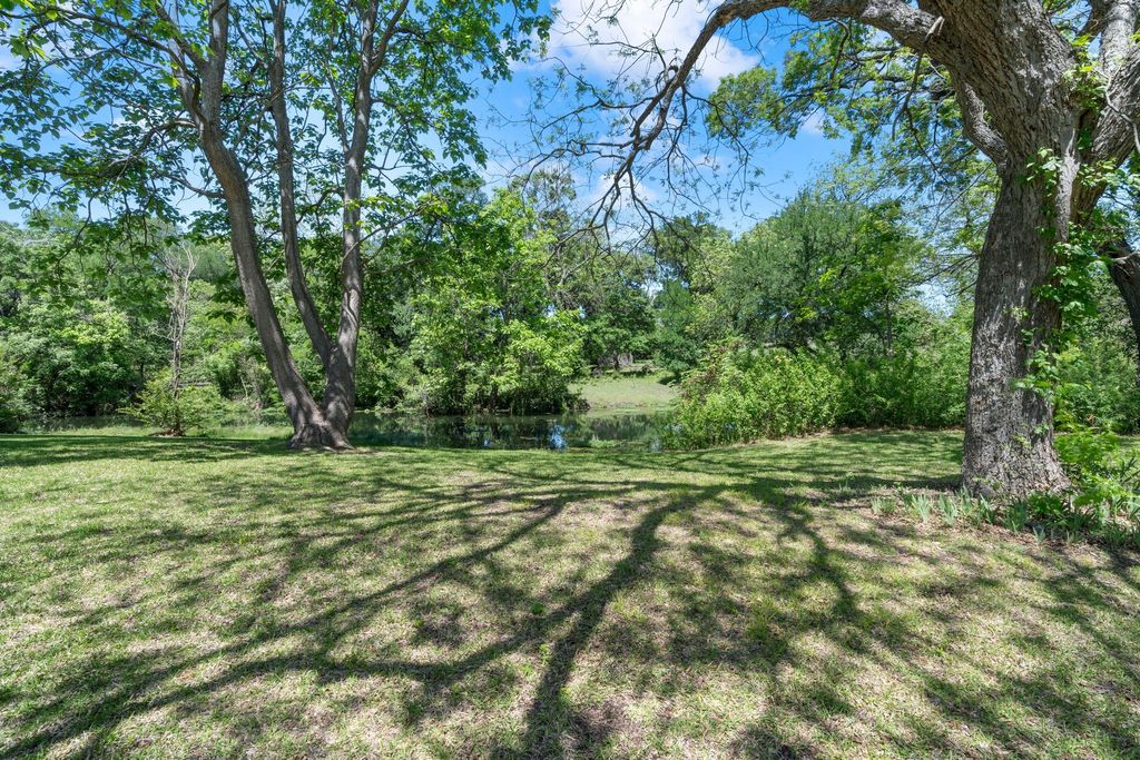 3231 Plainview Road, Midlothian, TX 76065 — exterior