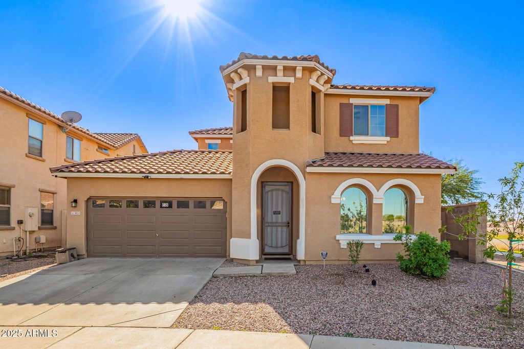3853 E CLAXTON Avenue, Gilbert, AZ 85297