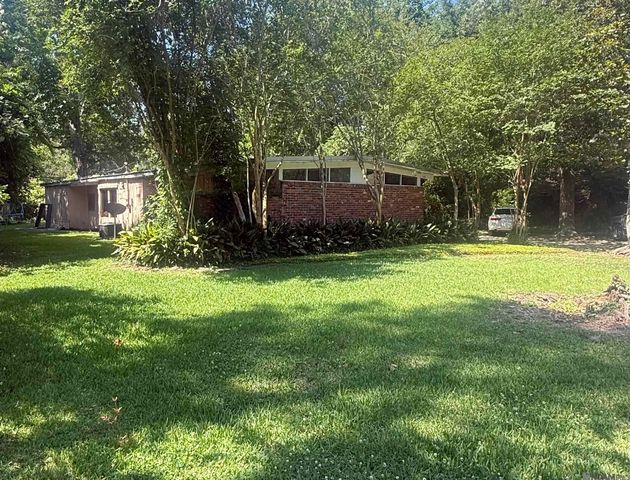 10124 Mollylea Dr, Baton Rouge, LA 70815
