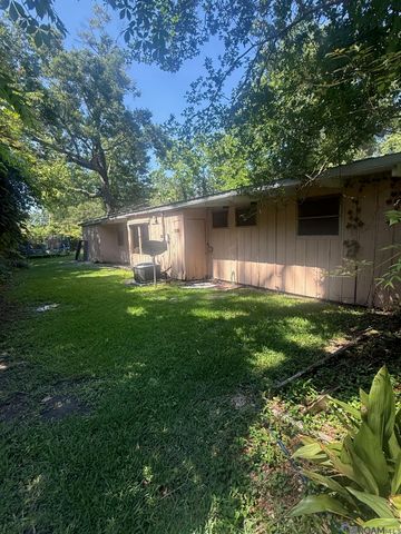 10124 Mollylea Dr, Baton Rouge, LA 70815
