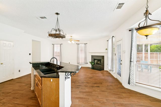 1821 Kingston Lane, Flower Mound, TX 75028