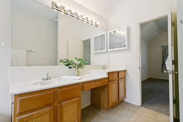 1821 Kingston Lane, Flower Mound, TX 75028