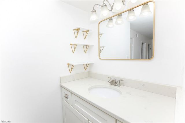 1441 Deerpond LN, Virginia Beach, VA 23464