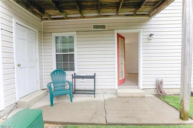 1441 Deerpond LN, Virginia Beach, VA 23464