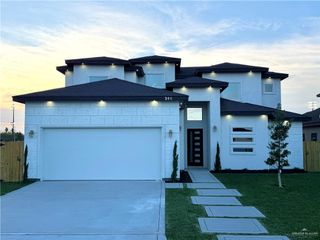 306 N 30th Street, Hidalgo, TX 78557