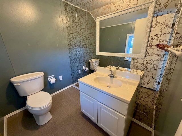 5577 Peet Road, Maple Grove Twp, MI 48616