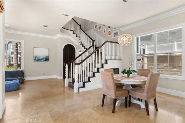 6572 Beachview Drive, Huntington Beach, CA 92648