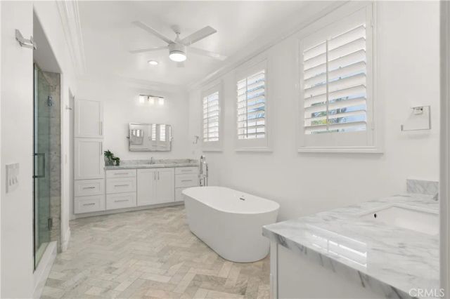 6572 Beachview Drive, Huntington Beach, CA 92648