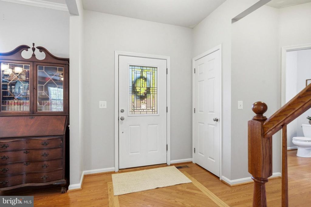 Image 10 of property listing at 2145 OLIVER DR, Prince Frederick, MD 20678