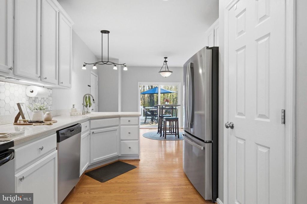 Image 20 of property listing at 2145 OLIVER DR, Prince Frederick, MD 20678