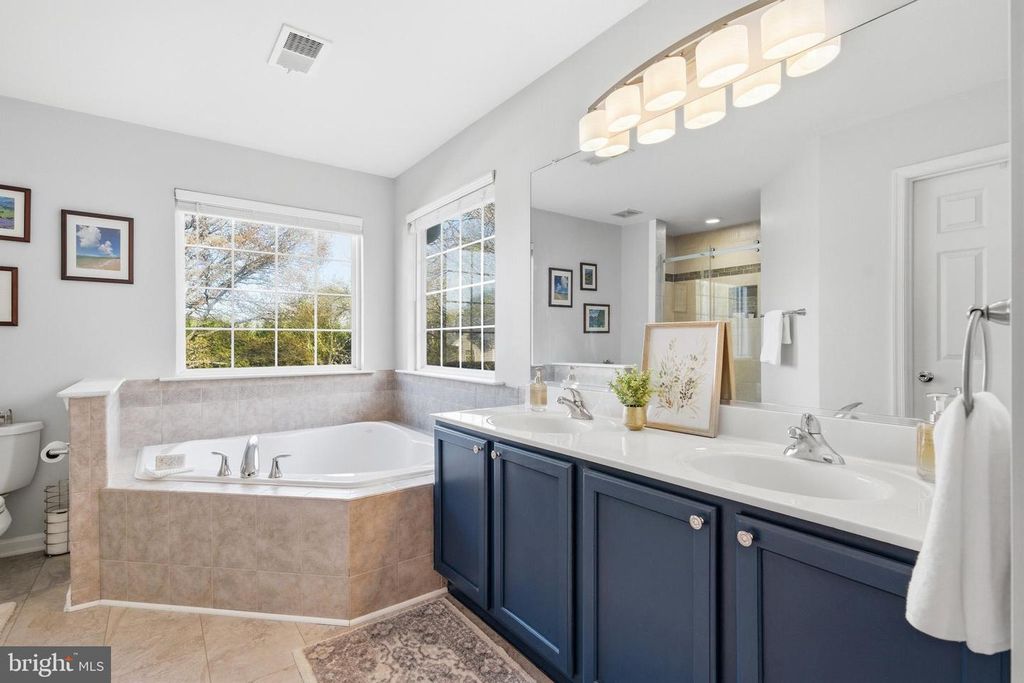 Image 25 of property listing at 2145 OLIVER DR, Prince Frederick, MD 20678