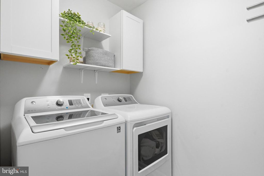 Image 29 of property listing at 2145 OLIVER DR, Prince Frederick, MD 20678