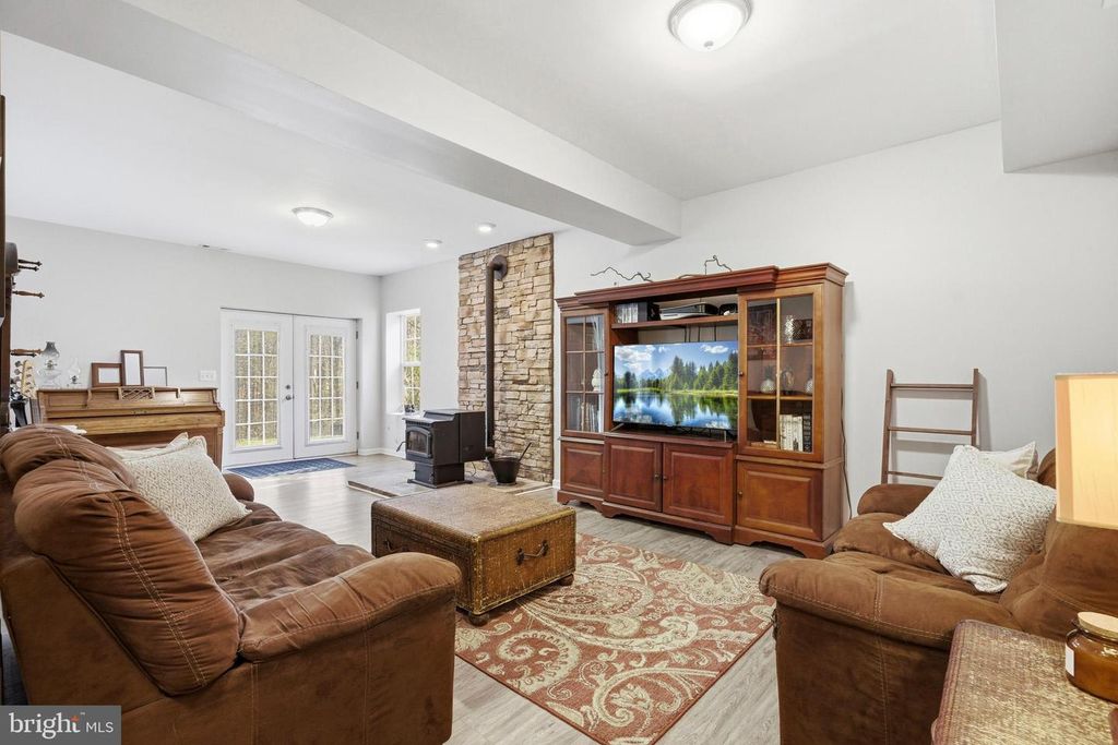 Image 35 of property listing at 2145 OLIVER DR, Prince Frederick, MD 20678