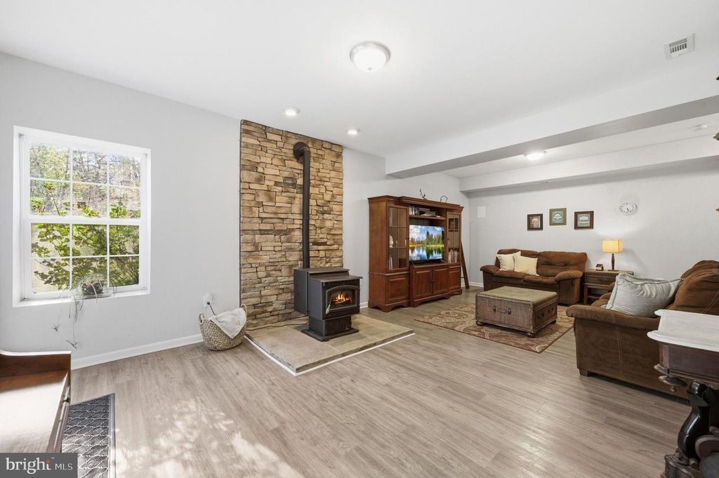 Image 38 of property listing at 2145 OLIVER DR, Prince Frederick, MD 20678