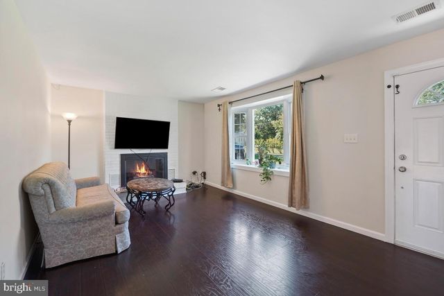 407 BRYAN POINT RD, Accokeek, MD 20607