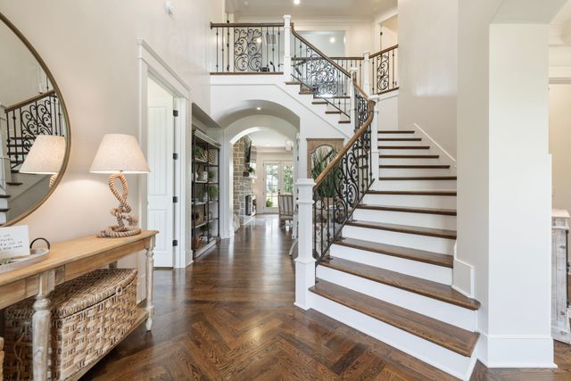 5540 Hawks Landing Dr, Arrington, TN 37014