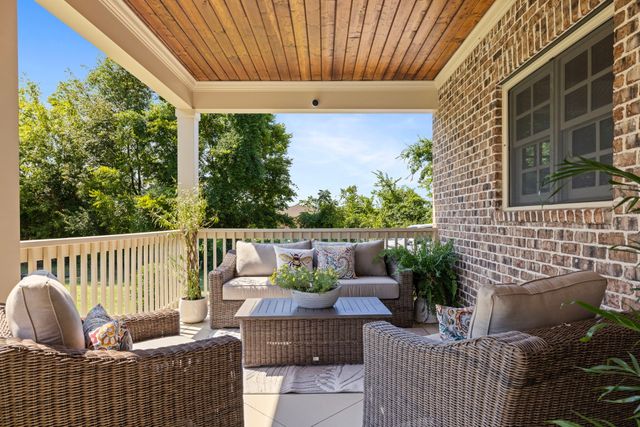 5540 Hawks Landing Dr, Arrington, TN 37014