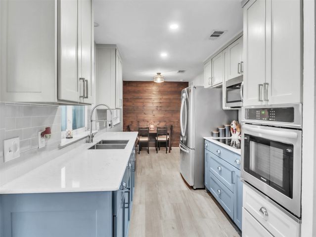 2713 Springlake Court, Irving, TX 75060
