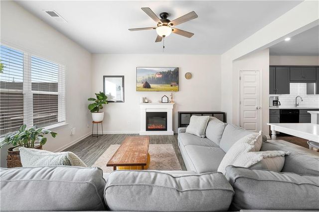 26 Felton Walk Boulevard, Cartersville, GA 30120