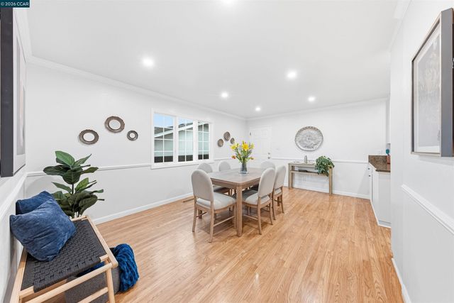 389 Mavis Dr, Pleasanton, CA 94566