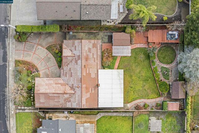 389 Mavis Dr, Pleasanton, CA 94566