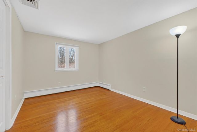 16 Orchard Lane, Hopewell Junction, NY 12533