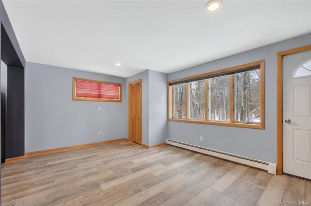 16 Orchard Lane, Hopewell Junction, NY 12533