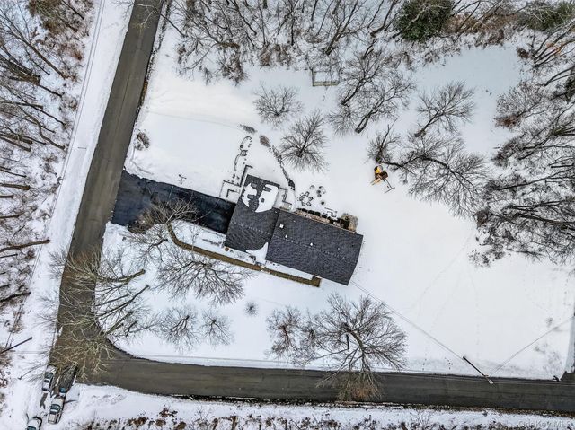 16 Orchard Lane, Hopewell Junction, NY 12533