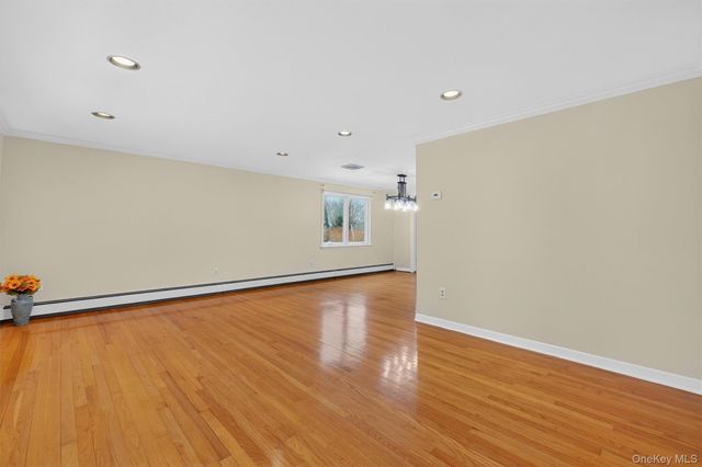 16 Orchard Lane, Hopewell Junction, NY 12533