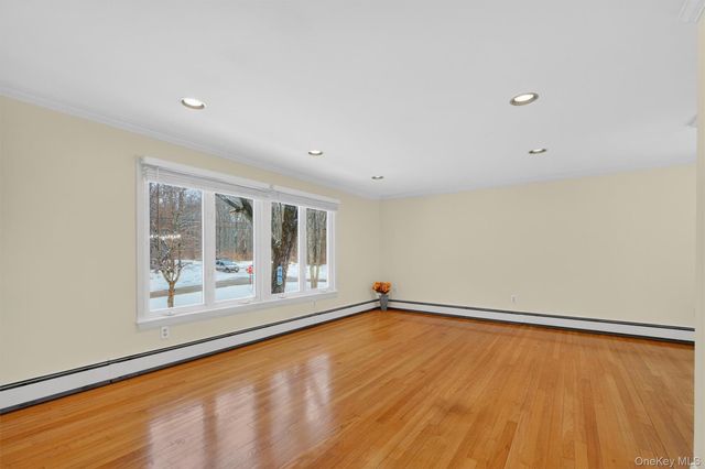 16 Orchard Lane, Hopewell Junction, NY 12533