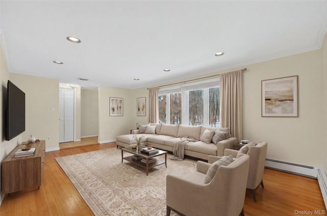 16 Orchard Lane, Hopewell Junction, NY 12533