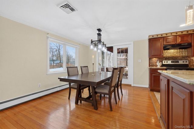 16 Orchard Lane, Hopewell Junction, NY 12533