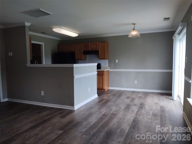7302 Woodbourne Lane, Charlotte, NC 28273