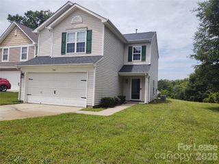 7302 Woodbourne Lane, Charlotte, NC 28273